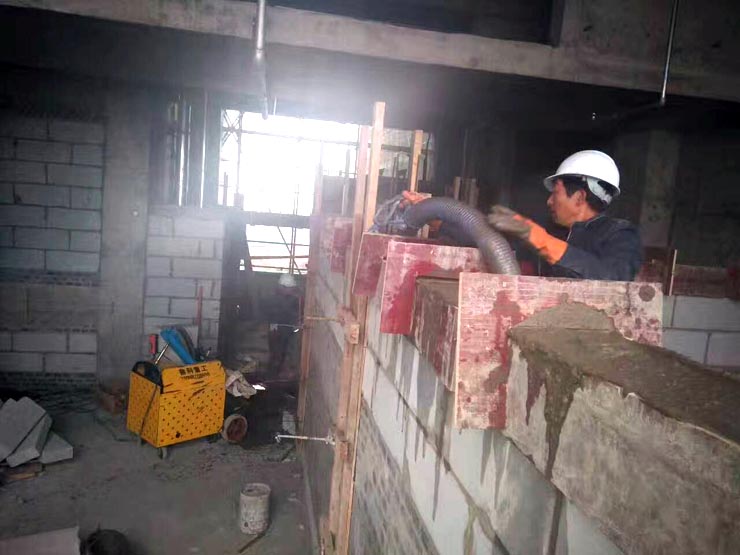 二次結構泵施工現(xiàn)場