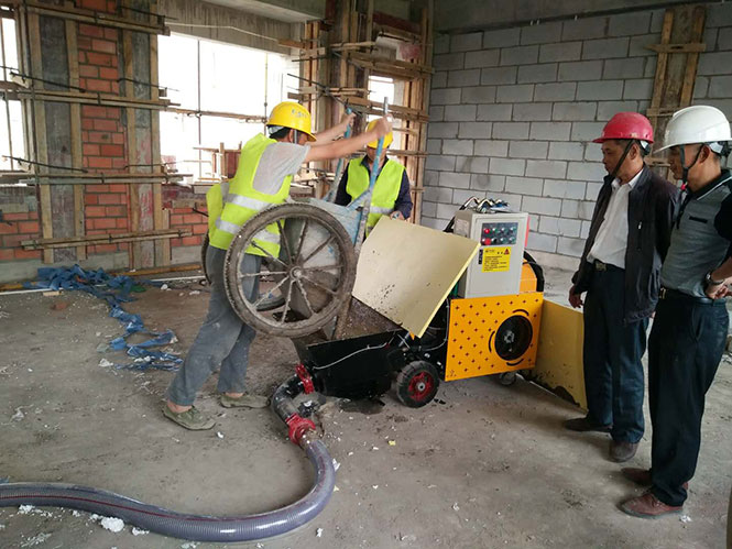 二次構造柱泵施工