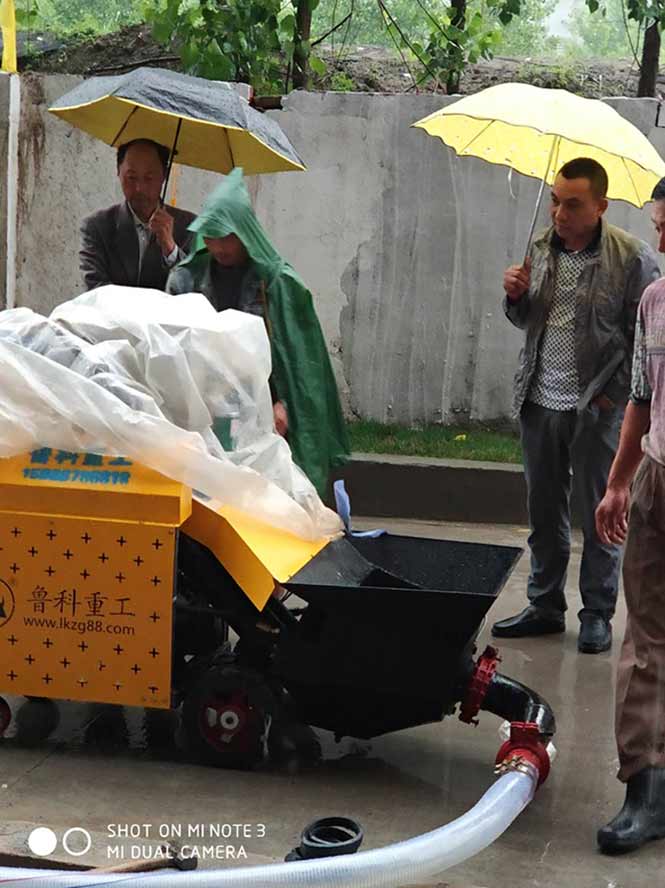 5月7日揚州二次結構泵合作裕元建設運和藍灣小區項目