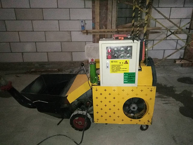 二次構造柱泵施工現場