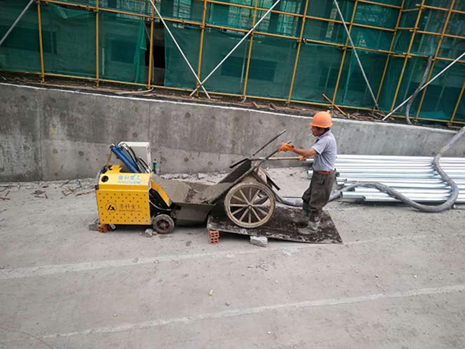 5月28日新型二次構造柱泵合作十七冶集團常韋安置房二期項目