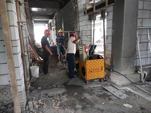 二次構造柱泵上海施工現場