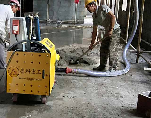 二次構(gòu)造柱泵施工