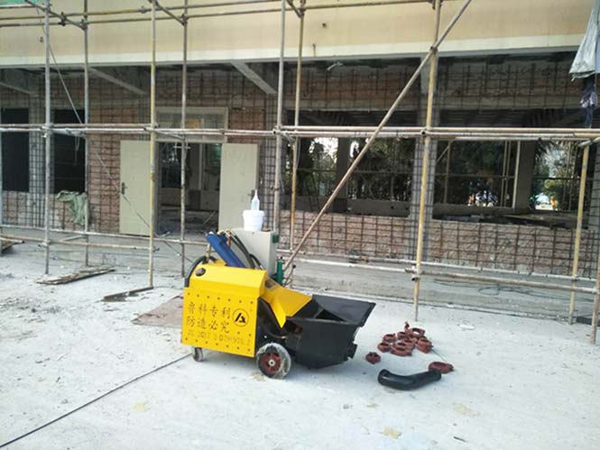 7月24日無錫細石混凝土泵廠家合作中誼華莊中心小學現狀提升項目