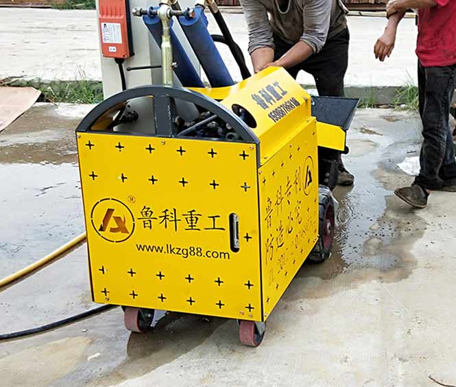 8月1日新型二次構造柱泵廠家合作綠地建筑溱水小鎮商業1號樓項目