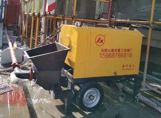 優質小型混凝土輸送泵合作中電建洺悅府二期項目