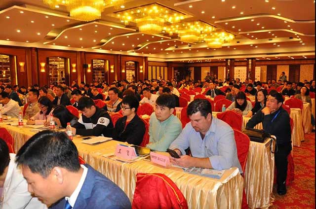 全國綠色建筑體系（防水、保溫、涂裝）技術(shù) 產(chǎn)品應(yīng)用交流會(huì)暨建筑防水保溫系統(tǒng)工程師高級(jí)研修班