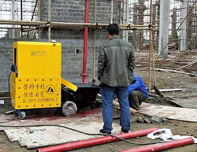 小型臥式混凝土輸送泵合作江陰雙惠建筑年產機械設備1500臺新建項目
