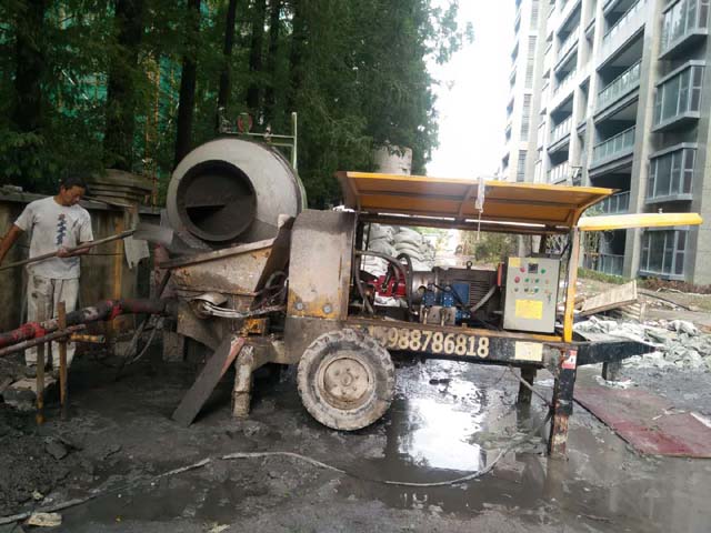 大型細石混凝土泵