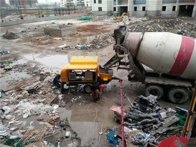 大型細石混凝土泵