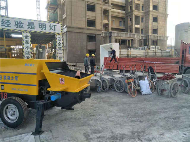 細石混凝土泵設備