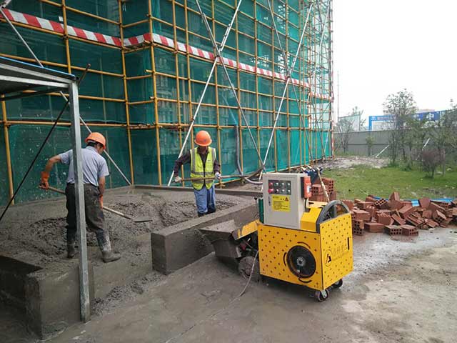 二次構造柱細石泵