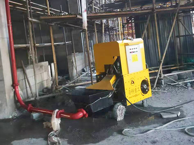 小型細石混凝土泵合作浙江二建海寧綠能環保項目[魯科重工]